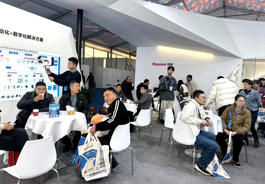 濮院展會精彩回顧 | 睿能展位人潮涌動，行業(yè)前沿技術(shù)一覽無余https://mmbiz.qpic.cn/mmbiz_jpg/uVPLicGse1zfSGAnFj8sU92BkOhtqnEerEJasH17wcFWMmXUSNBo3ibFJKHRHTG82ccnGjNOMEhdcbEAZuheWEIQ/640?wx_fmt=jpeg&from=appmsg&tp=wxpic&wxfrom=5&wx_(圖10)